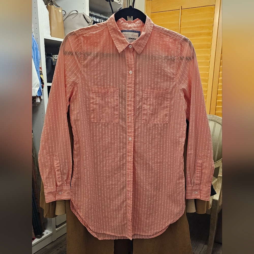Sonoma Long Button Up Shirt. Size XS.